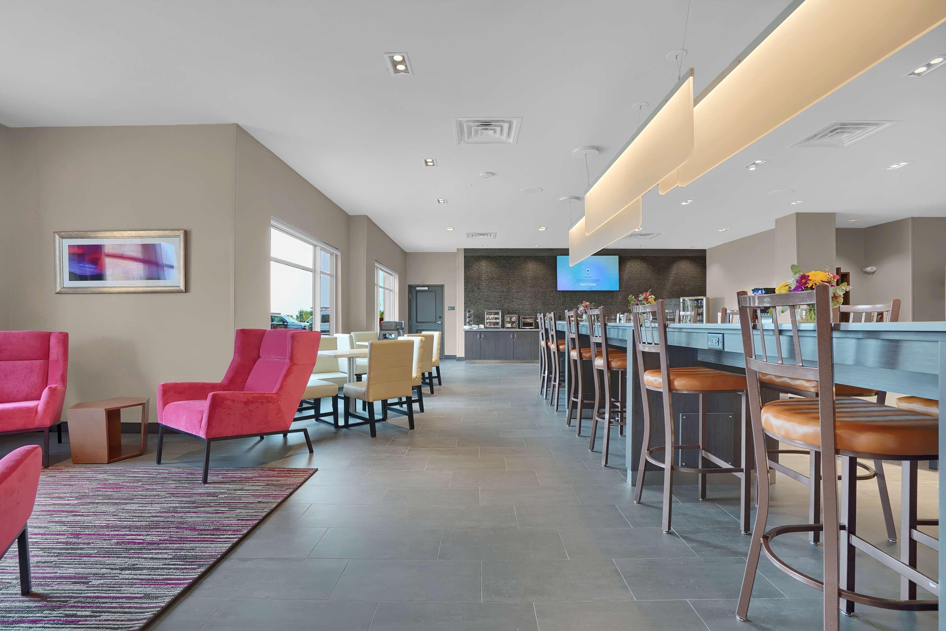 Best Western Plus Fillmore Inn & Suites Colorado Springs Exterior photo