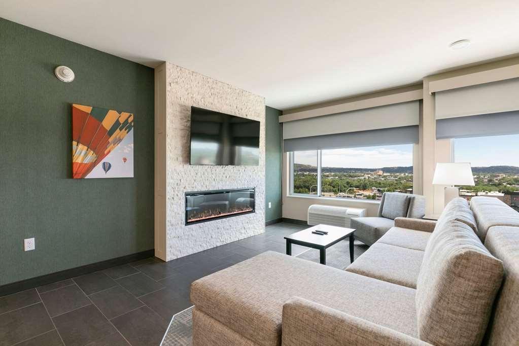 Best Western Plus Fillmore Inn & Suites Colorado Springs Room photo